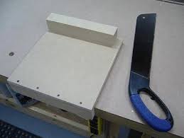 Gabarits Jigs Index Atelier Du Bricoleur Menuiserie Woodworking Hobbyist S Workshop Mise En Place Atelier De Menuiserie Etabli Gabarit