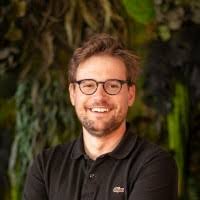 5100+ "Costanza" profiles