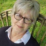 Suzanne Alford's Instagram, Twitter & Facebook