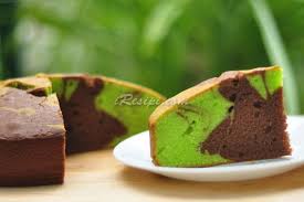 Minyak jagung / minyak masak* 1 cawan serbuk koko* 1 1/2 cawan gandum + 1 sudu kecil soda 3 biji telur cara membuat : Resepi Kek Pandan Marble