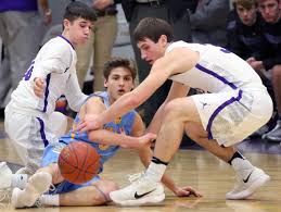 New Berlin Eisenhower wins on night it honors David Scheidegger