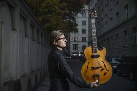Rudy linka's modern mainstream style hints at both jim hall and john abercrombie while sounding quite original. Citybee Rudy Linka One Man Show