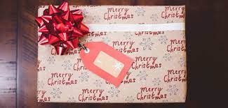 If you still haven't had time to frame any wedding photos, framebridge makes it easy. Don T You Know What To Buy As A Christmas Present Check Out Three Universal Ideas Promo St