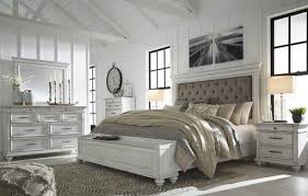 You'll not only have a spot for your flatscreen, but you'll also have the option on. Kanwyn Benchcraft 5 Piece Bedroom Set With Storage Bench My Gallery Furniture