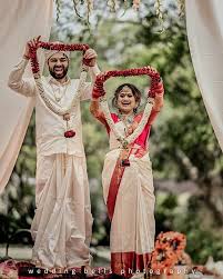 South Indian Wedding Garland Designs We Couldn T Take Our Eyes Off Wedding Trends Updates