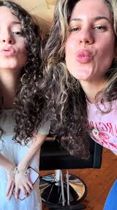 Consultation and hair reveal with bae 💖🌸 @Vanessa Berrios  #houstoncurlspecialist #consultation #curlyhaircut #hairstylistsoftiktok  #curltok