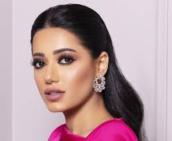 رحمه رياض في عراق ايدل. Ø±Ø­Ù…Ø© Ø±ÙŠØ§Ø¶ ØªÙ†Ø¶Ù… Ø¥Ù„Ù‰ Ù„Ø¬Ù†Ø© Ø¹Ø±Ø§Ù‚ Ø£ÙŠØ¯ÙˆÙ„ ÙˆØªØ·Ø±Ø­ Ø¨Ø±ÙˆÙ…Ùˆ Ø£ØªØ­Ø¯Ø§ÙƒÙ… Ù…Ø¬Ù„Ø© Ø³ÙŠØ¯ØªÙŠ