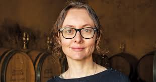 The Best Sommeliers to Follow