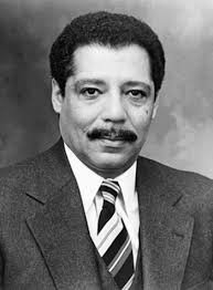 Julian Dixon, Politician born