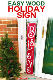 Easy Vertical Welcome Sign Reversible For The Holidays Jennifer Maker Holiday Signs Welcome Sign Porch Signs