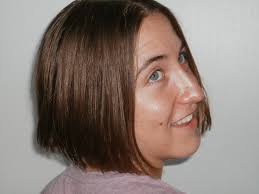 Amy's short hair
