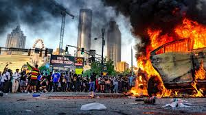 Our hall of famers come from very diverse backgrounds and all have achieved the pinnacle of college performance. College Football Hall Of Fame In Atlanta Vandalized Looted Amid Protests At George Floyd Death Video Rt Sport News