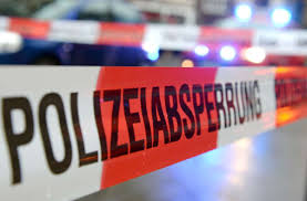 „nach unserem kenntnisstand ist levke tot, sagte der leiter der sonderkommission levke, karsten bettels. Neuffen Zwei Menschen In Wohnhaus Tot Aufgefunden Kreis Esslinger Zeitung