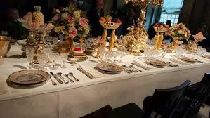 Or, if the entrée is served russian service style, then the plated entrée is placed on the cover. A Russian Table Setting Table Settings Table Settings