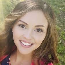 Kayla Packer's Instagram, Twitter & Facebook