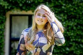 Onlangs was prinses amalia te gast bij jinek. In Beeld Hoera Prinses Amalia Is 15 Jaar