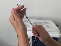 Inicialmente, apenas estava disponível para pessoas com 65 ou mais anos de. Coronavac Vila Velha Seleciona 4 Mil E Vitoria Abre Agendamento Para Segunda Dose Cidades R7 Folha Vitoria