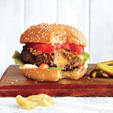 Recette Burgers De Bœuf Farci Au Cheddar Recipe In 2020 Cheddar Burger Cheddar Burgers Recipe Recipes