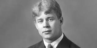 The winding streets of Moscow: Sergei Yesenin sights