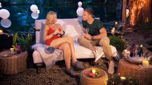 Zu den kandidatinnen gehört auch denise hersing. Bachelor 2020 Denise Jessica Konig Luftet Ihr Geheimnis