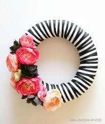 Black And White Striped Ribbon Wreath Easy Stripe And Floral Wreath Wreaths Diy Wreath Wreath Crafts