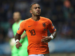 Memphis depay and denzel dumfries scored a goal in. Niederlande Star Depay Mit Mega Fehlschuss Gegen Osterreich Video