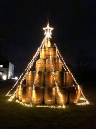 Weihnachtsbaum Aus Weinfassern Weinfass Deko Kaufen Rustikale Weihnachtsbaume