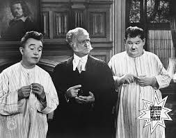 Black And White Duos Night Shirts Laurel And Hardy Stan Laurel Oliver Hardy Black And White Film