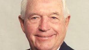 Greg Hansen: After dealing with crisis after crisis in the past, Tucsonan Mike  Lude looking for solutions