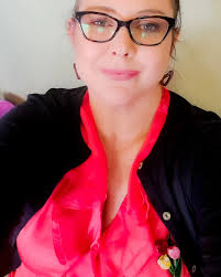 Ruth McRae (@madvoice) • Instagram photos and videos