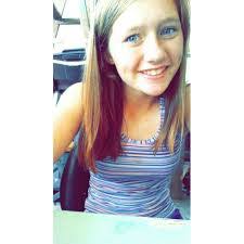 Cara Crump's Instagram, Twitter & Facebook