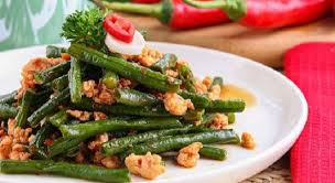 Umat muslim tentu saja sangat gembira dengan datangnya bulan penuh berkah ini. Tumis Kacang Panjang Menu Buka Puasa Yang Pedas Radarsukabumi Com