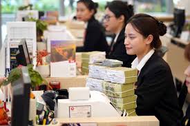 Kỳ vọng lạm phát tăng, lãi suất tiết kiệm đi lên