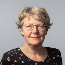 Ina Lockhart auf LinkedIn: Nach 10 Jahren als Redakteurin vom Dienst am  Newsdesk der Frankfurter…