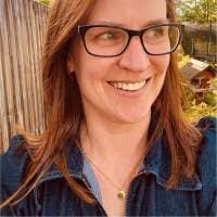 Francine Fleming's Instagram, Twitter & Facebook