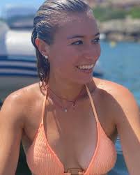 Anna Segarra Rius @annasegarrarius es una jugadora de tenis española nacida  en Barcelona. Ha tenido una carrera destacada en el tenis universitario en  Estados Unidos, jugando para la Universidad de Nueva Orleans