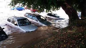 Il maltempo non risparmierà oggi neppure il centro sud. Ultim Ora Veneto Esonda Torrente Nel Veronese Situazione Difficile A Parona