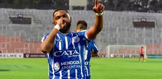 South american football united on saturday to lament the death of uruguayan footballer santiago morro garcia, which was earlier confirmed by his club godoy cruz in. Sorpresa En Mendoza El Morro Garcia Dejo Godoy Cruz Y Se Fue A Mexico