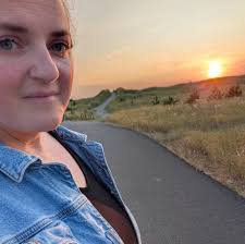 Sturgis Grayson (@sturgismeredith)