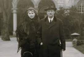 Grafin Ottilie Und Graf Alexander Von Faber Castell Schon vor jahren sind sie sich auf dem roten teppich begegnet. graf alexander von faber castell