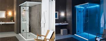 Caratterizzate dall'assenza di montanti, le pareti sono interamente realizzate in cristallo mentre le parti in acrilico sono limitate al minimo. Arblu Box E Cabine Doccia Box E Cabine Doccie Edilceramiche Di Maccano Nicolino C S N C