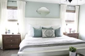 You can find many comforters, sheet sets, quilts, and duvet covers to match this theme or opt for an ombre of blue, cream, and white shades to evoke the same feel. Cozy Master Bedroom Design Ideas Abby Lawson