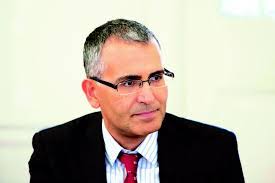 Nader Francis's Instagram, Twitter & Facebook