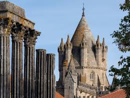 4 Medieval Must Sees In Evora Portugal Country Walkers