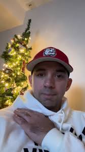 We look like a couple of guys who need a winner. Been a blast doing  Sportsbook Live @mohegansun with Sportsbook GM Brad Bryant. Come say hello  next time you're in … hopefully