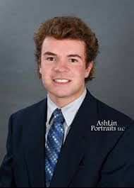 Kara Whiting's Instagram, Twitter & Facebook