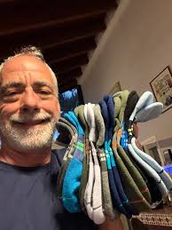 Birthday socks in a pack of 6 different colors