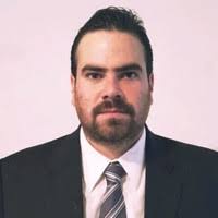 70+ perfiles de «Adrian Robledo»