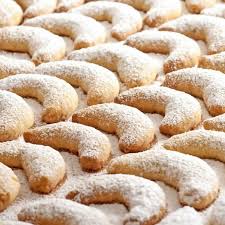 Receitas de doces e sobremesas. Croissants De Lune Maison Au Thermomix Un Delicieux Gateau Recettes Autrichiennes Thermomix Recette Gateaux De Noel Au Thermomix