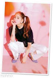 新木優子と馬場ふみか この夏は甘めモノトーンコーデでいく 日本のファッションスタイル 女性モデル ファッションスタイル
